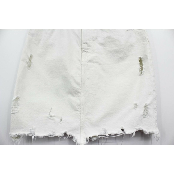 Zara Women's Off White Denim Raw Cut Off Edges Distressed Mini Skirt Size Small - Picture 3 of 8